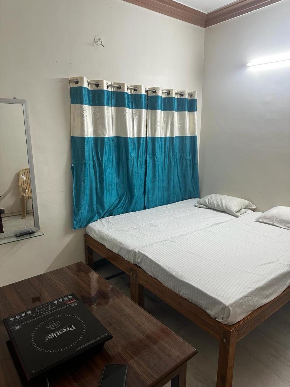 Temple View Home Stay Tiruvannāmalai Buitenkant foto